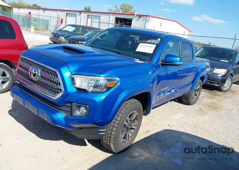 2017 Toyota Tacoma Trd Sport z USA, uszkodzony, nr VIN 3TMCZ5AN1HM056242